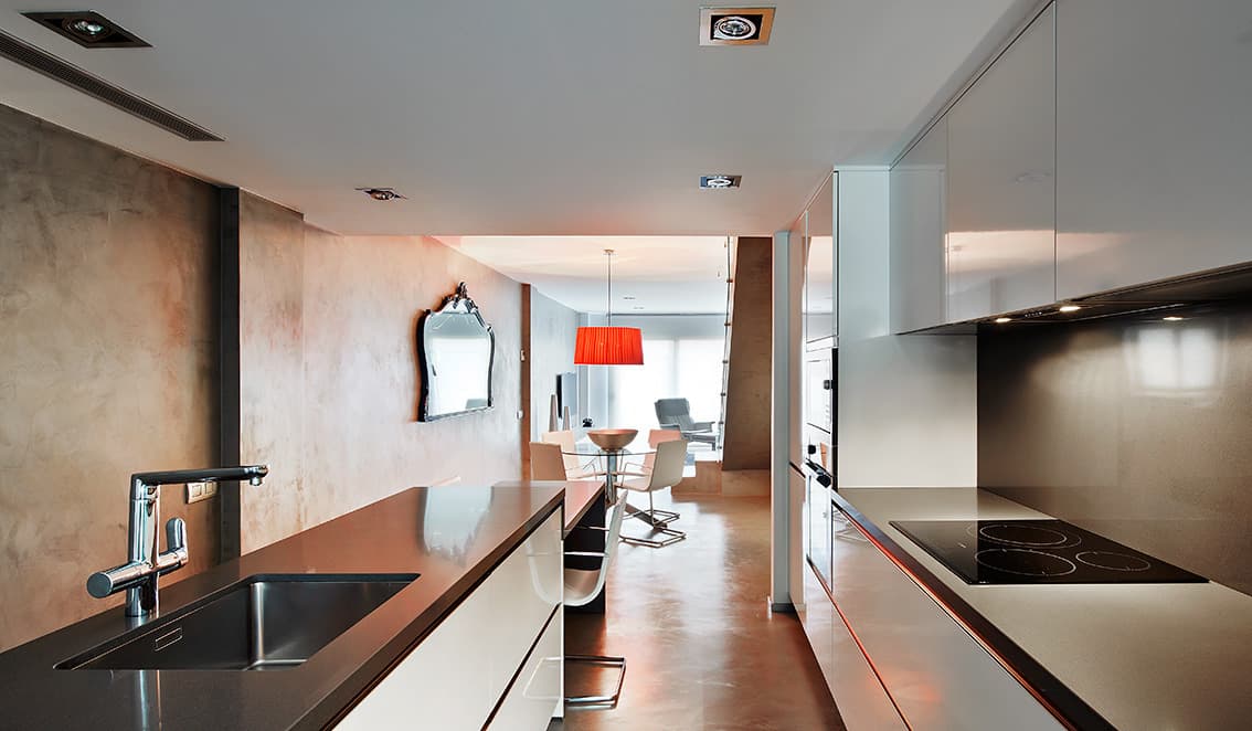NEGROSOBREBLANCO STUDIO