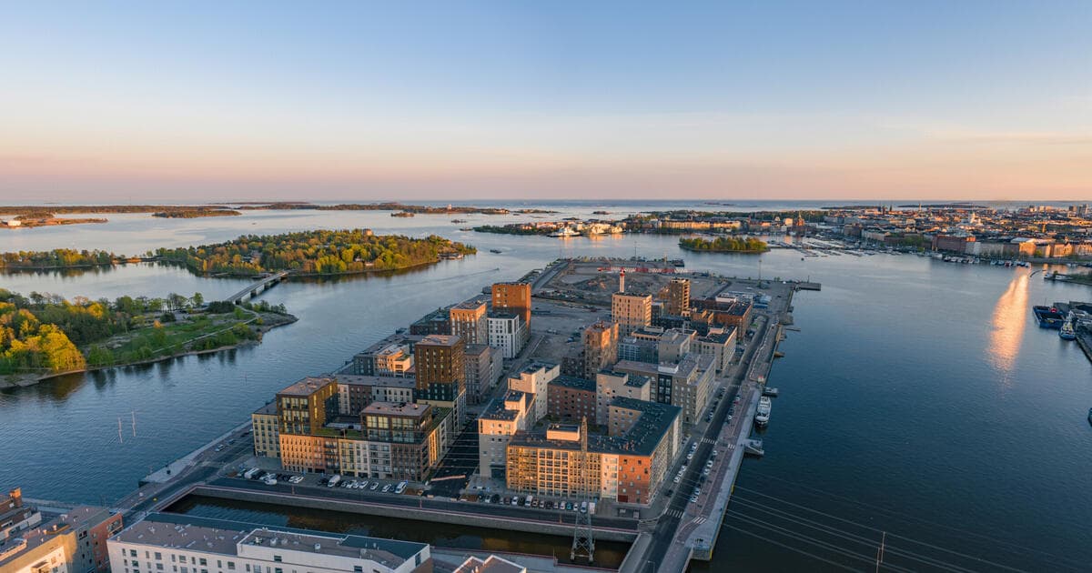 Asunto-osakeyhtiö (General Finnish Housing Cooperative Model)
