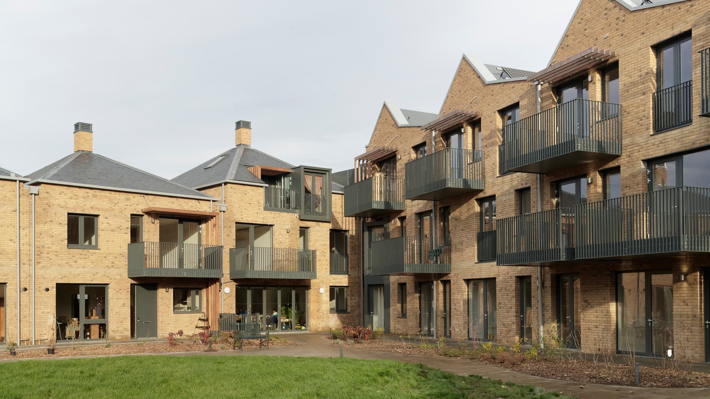 Interdependence, commitment, learning and love: the case of the United Kingdom's first older women's co-housing community