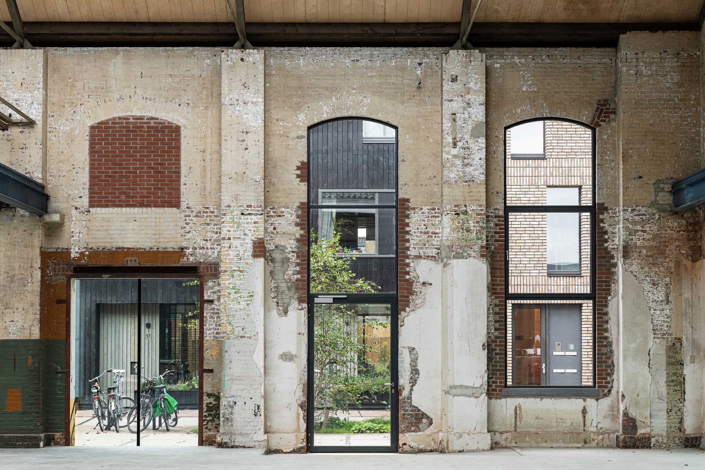 Adaptive Reuse: A Multiphase Management Analysis of Existing Buildings in Urban Europe