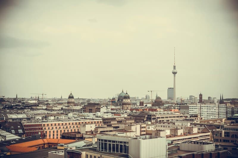 Building renovation: Where circular economy and climate meet