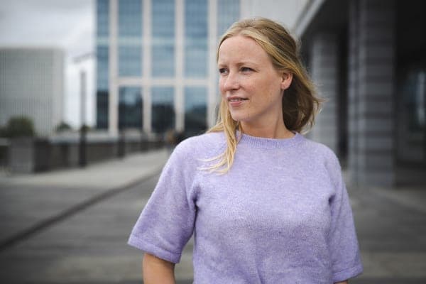 Vlaams minister van Wonen Melissa Depraetere zet in op coöperatieve woonvorm