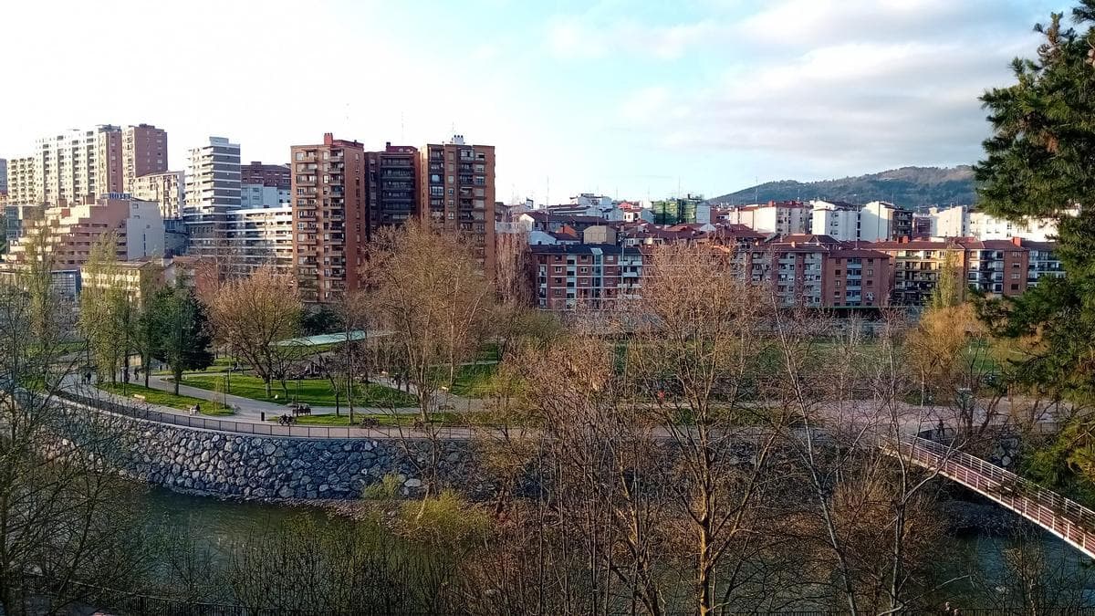 Gobierno Vasco y Ayuntamiento acuerdan la declaración de Bilbao como zona de mercado residencial tensionado