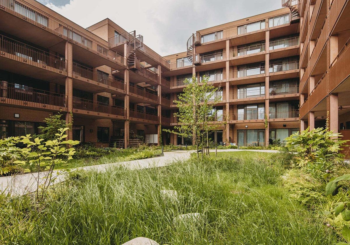 Regulateur, Grunobuurt