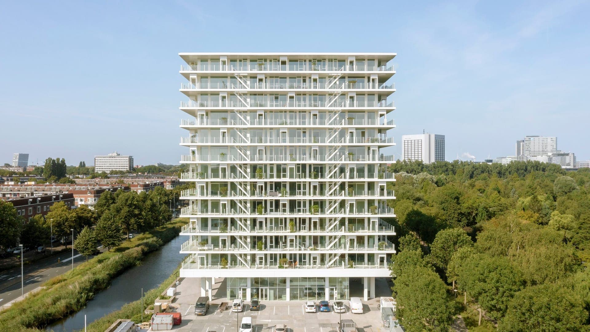 De Voortuinen (former Rijkspostspaarbank / Postbank head office)