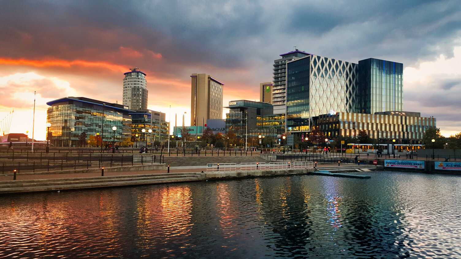 Manchester Offshored: report on the Manchester Life joint venture