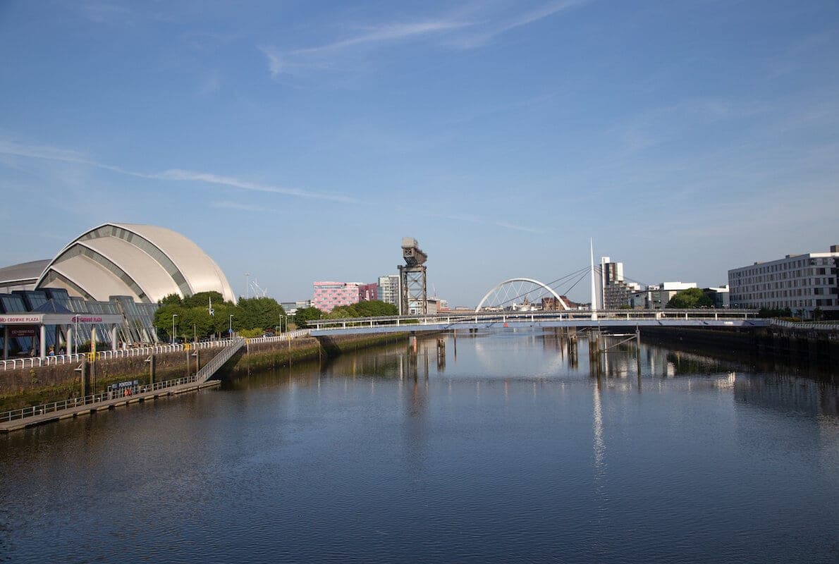 Eco-conscious Glasgow looks to rivers and air to heat cold homes