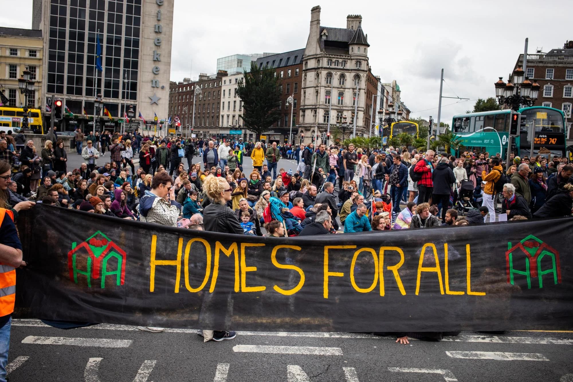 Housing affordability and poverty in Europe: on the deteriorating position of market renters